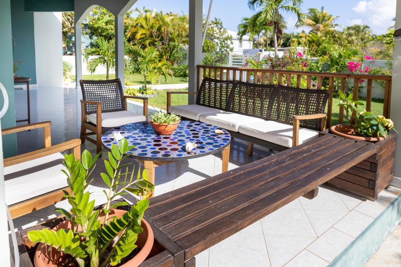 Villa L'Artist en bord de mer avec piscine privée Sainte-Rose Exterior foto