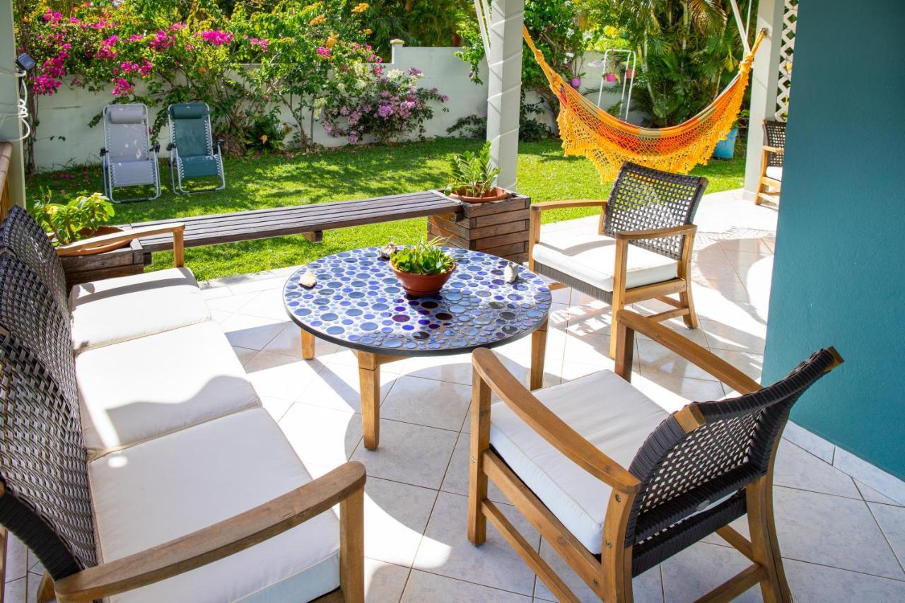 Villa L'Artist en bord de mer avec piscine privée Sainte-Rose Exterior foto