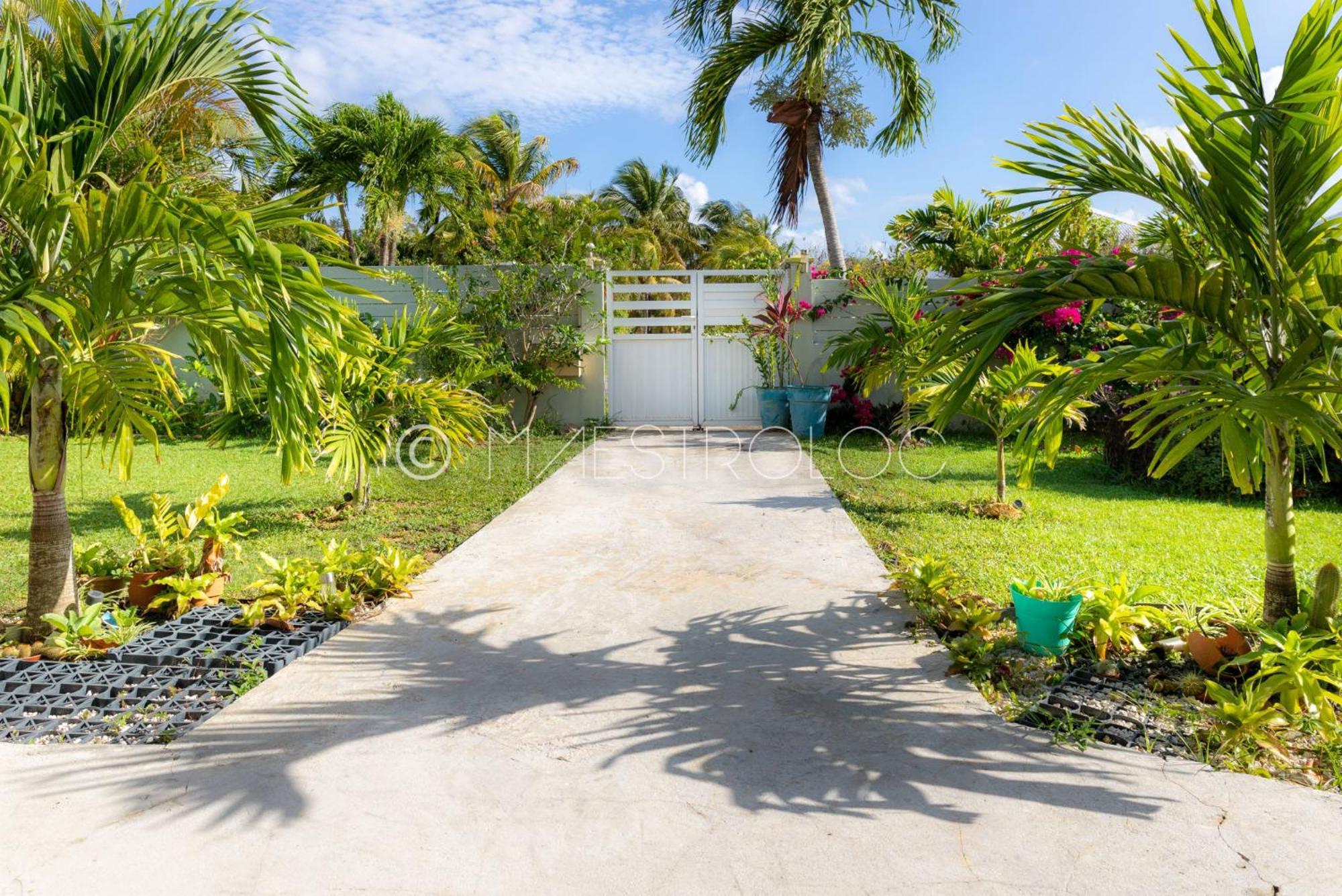 Villa L'Artist en bord de mer avec piscine privée Sainte-Rose Exterior foto